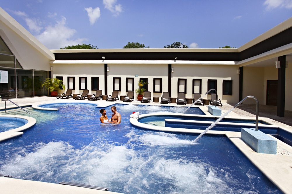 sandos hotels in playa del carmen