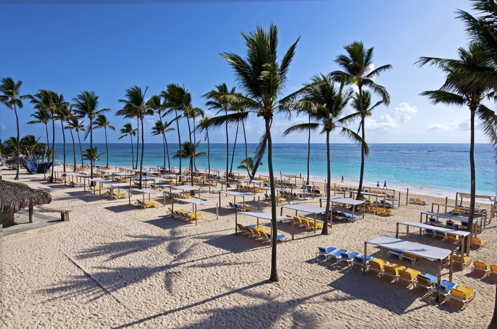 Ocean Blue & Sand Beach Resort All Inclusive, hotel en Punta Cana