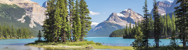 Lago Maligne en el Parque Nacional de Jasper en Canadá