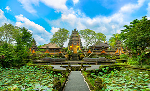 Templo Pura Taman Saraswati, Indonesia