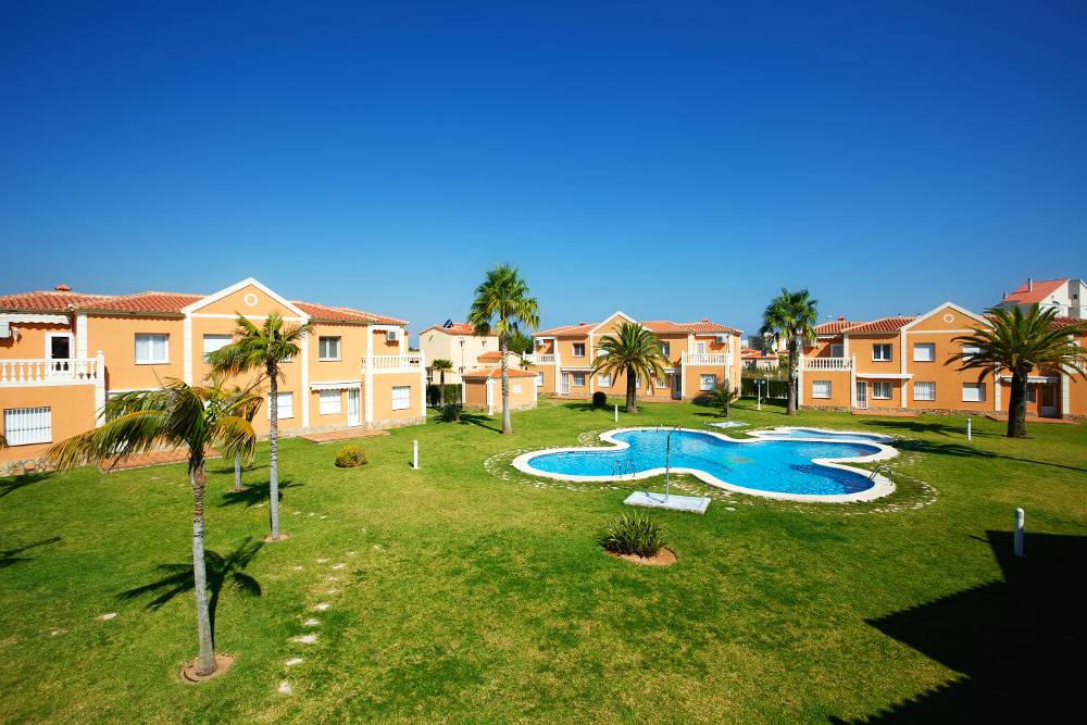 Apartamentos y Villas Oliva Nova