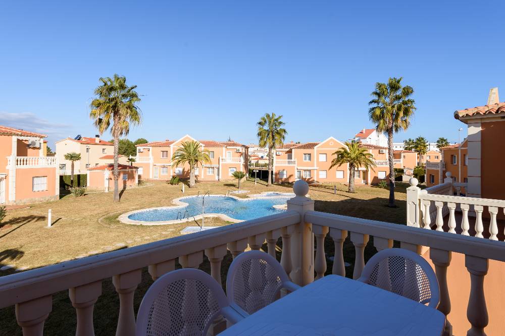 Apartamentos y Villas Oliva Nova