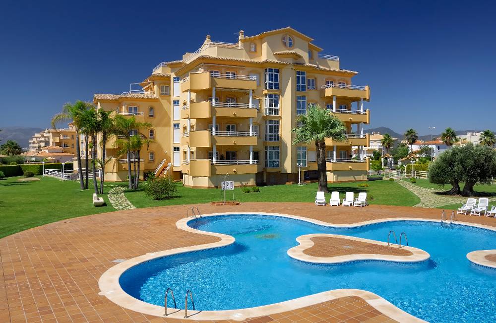 Apartamentos y Villas Oliva Nova