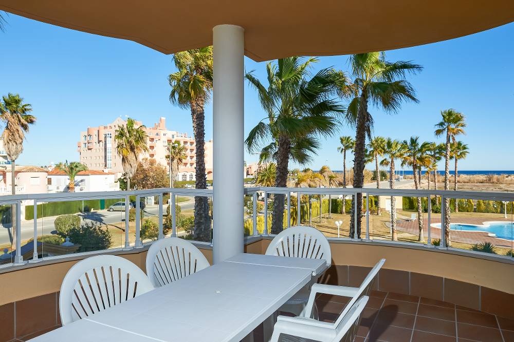 Apartamentos y Villas Oliva Nova