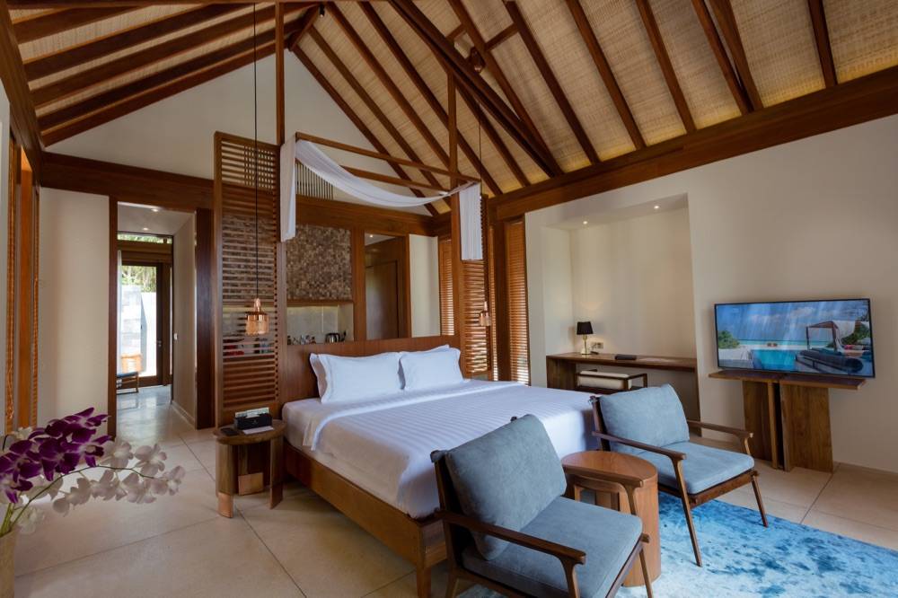 Furaveri Island Resort & Spa