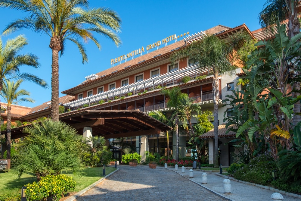 Puerto Antilla Grand Hotel, hotel en Islantilla - Viajes ...